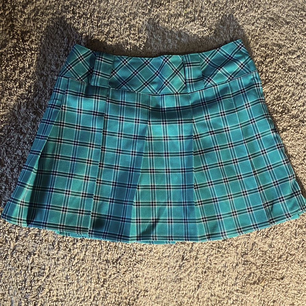 WILD FABLE- GREEN PLAID DESIGN TENNIS SKIRT